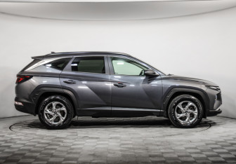 Подержанный автомобиль Hyundai Tucson 2021 года (4 фото)
