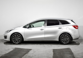 Подержанный автомобиль Kia Ceed Wagon 2018 года (8 фото)