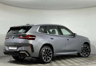 Новый BMW X3 2025 (4 фото)