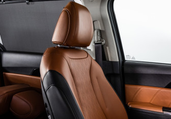 Подержанный автомобиль Kia Carnival 2021 года (24 фото)