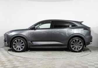 Подержанный автомобиль Changan UNI-K 2021 года (8 фото)