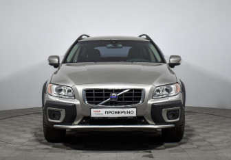 Подержанный автомобиль Volvo XC70 2008 года (2 фото)