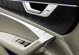 Подержанный автомобиль Audi A6 Sedan 2020 года (16 фото)