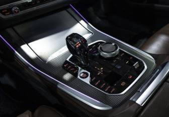 Подержанный автомобиль BMW X5 2020 года (32 фото)