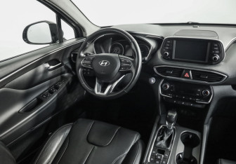 Подержанный автомобиль Hyundai Santa Fe 2018 года (9 фото)