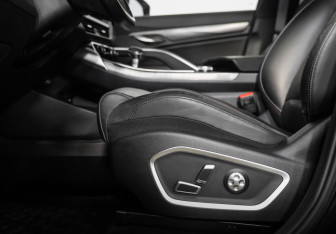 Подержанный автомобиль Geely Tugella 2023 года (28 фото)