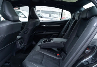 Новый Toyota Camry Sedan 2026 (9 фото)
