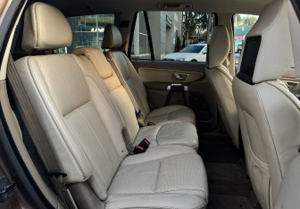 Подержанный автомобиль Volvo XC90 2012 года (29 фото)