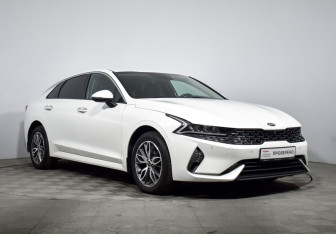 Подержанный автомобиль Kia K5 2020 года (3 фото)