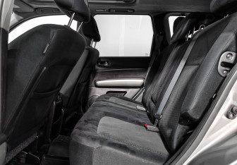 Подержанный автомобиль Nissan X-Trail 2012 года (12 фото)