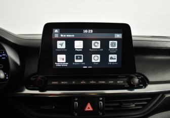 Подержанный автомобиль Kia Cerato Sedan 2020 года (16 фото)