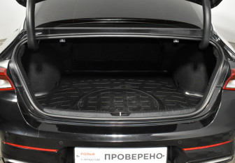 Подержанный автомобиль Kia K5 2020 года (22 фото)