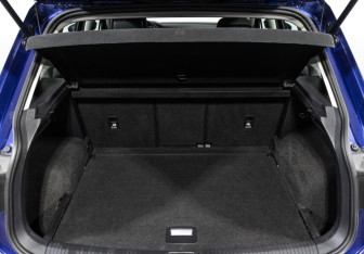 Подержанный автомобиль Volkswagen Tiguan 2021 года (21 фото)