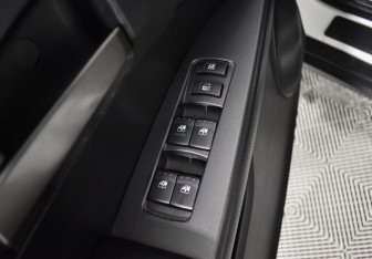 Подержанный автомобиль SsangYong Kyron 2012 года (19 фото)