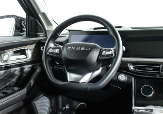 Подержанный автомобиль Exeed VX 2023 года (26 фото)