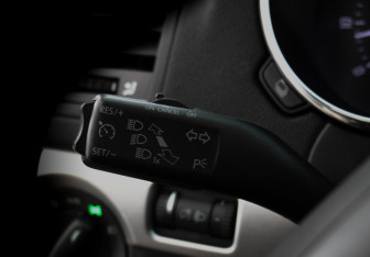 Подержанный автомобиль Skoda Yeti 2011 года (16 фото)