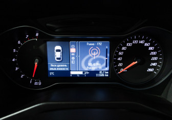 Подержанный автомобиль Ford Mondeo Sedan 2011 года (12 фото)