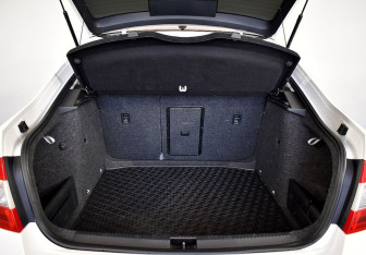 Подержанный автомобиль Skoda Octavia Liftback 2014 года (9 фото)