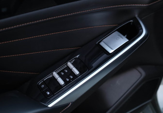 Подержанный автомобиль Geely Preface 2024 года (21 фото)