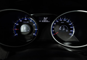 Подержанный автомобиль Hyundai ix35 2013 года (12 фото)