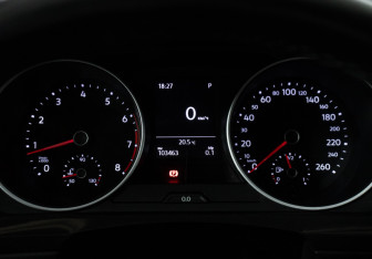 Подержанный автомобиль Volkswagen Tiguan 2019 года (12 фото)