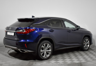 Подержанный автомобиль Lexus RX 2017 года (5 фото)