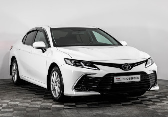 Подержанный автомобиль Toyota Camry Sedan 2021 года (3 фото)
