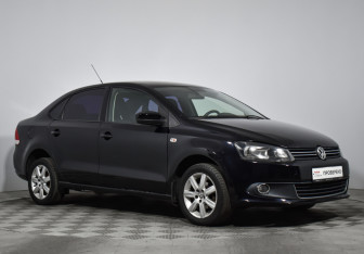 Подержанный автомобиль Volkswagen Polo Sedan 2011 года (3 фото)