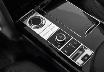 Подержанный автомобиль Land Rover Range Rover 2013 года (13 фото)