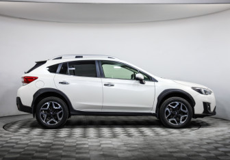 Подержанный автомобиль Subaru XV 2019 года (4 фото)