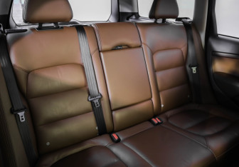 Подержанный автомобиль Volvo XC70 2015 года (28 фото)