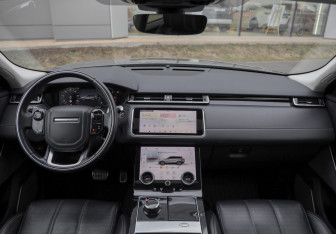 Подержанный автомобиль Land Rover Range Rover Velar 2019 года (10 фото)