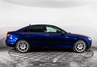 Подержанный автомобиль Audi A4 Sedan 2017 года (6 фото)