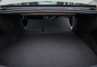 Подержанный автомобиль Genesis G70 2019 года (29 фото)