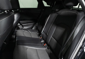 Подержанный автомобиль Kia Ceed Hatchback 2018 года (10 фото)