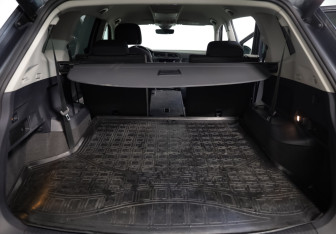 Подержанный автомобиль Volkswagen Tiguan 2019 года (33 фото)