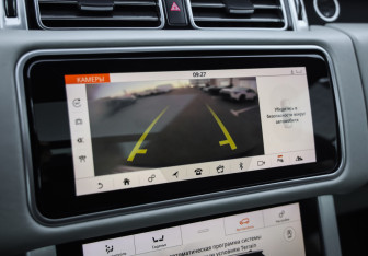 Подержанный автомобиль Land Rover Range Rover 2018 года (19 фото)