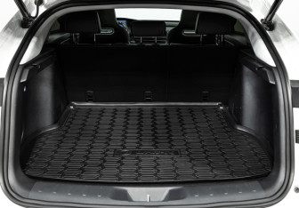 Подержанный автомобиль Changan UNI-K 2023 года (27 фото)