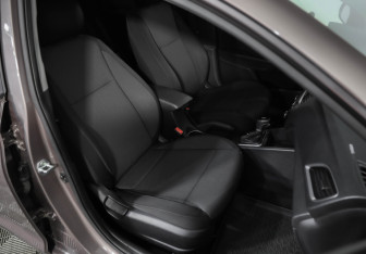 Подержанный автомобиль Hyundai Solaris Sedan 2018 года (22 фото)