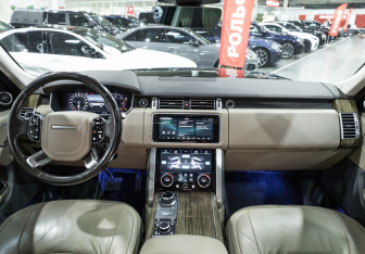 Подержанный автомобиль Land Rover Range Rover 2019 года (13 фото)