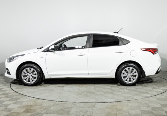 Подержанный автомобиль Hyundai Solaris Sedan 2018 года (8 фото)