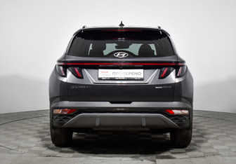 Подержанный автомобиль Hyundai Tucson 2021 года (6 фото)