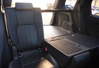Подержанный автомобиль Land Rover Discovery Sport 2017 года (28 фото)