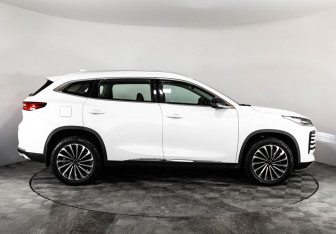 Подержанный автомобиль Exeed TXL 2022 года (4 фото)