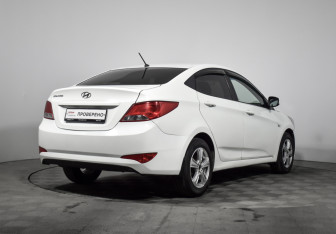Подержанный автомобиль Hyundai Solaris Sedan 2016 года (5 фото)
