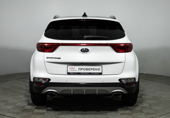 Подержанный автомобиль Kia Sportage 2018 года (6 фото)