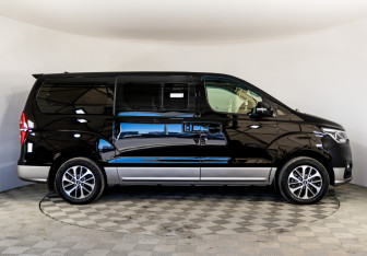 Подержанный автомобиль Hyundai Grand Starex 2020 года (4 фото)