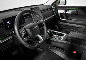 Подержанный автомобиль Jaecoo J7 2023 года (9 фото)