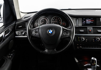 Подержанный автомобиль BMW X3 2014 года (11 фото)