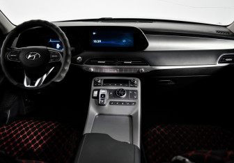 Подержанный автомобиль Hyundai Palisade 2021 года (14 фото)